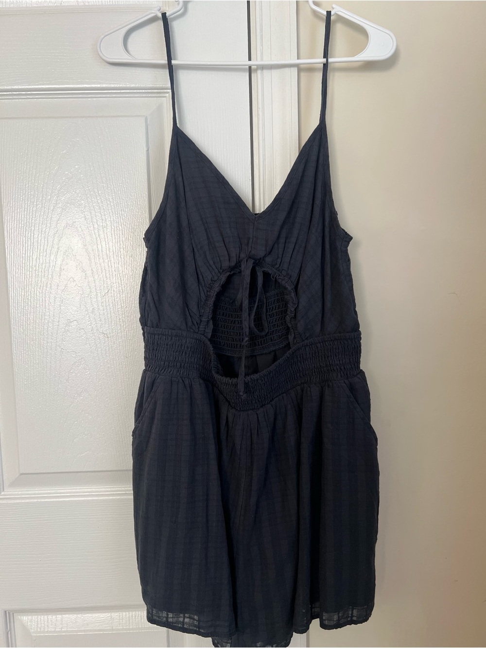 American Eagle Black/Dark Blue Open Front Smocked Waist Sleeveless Romper Large